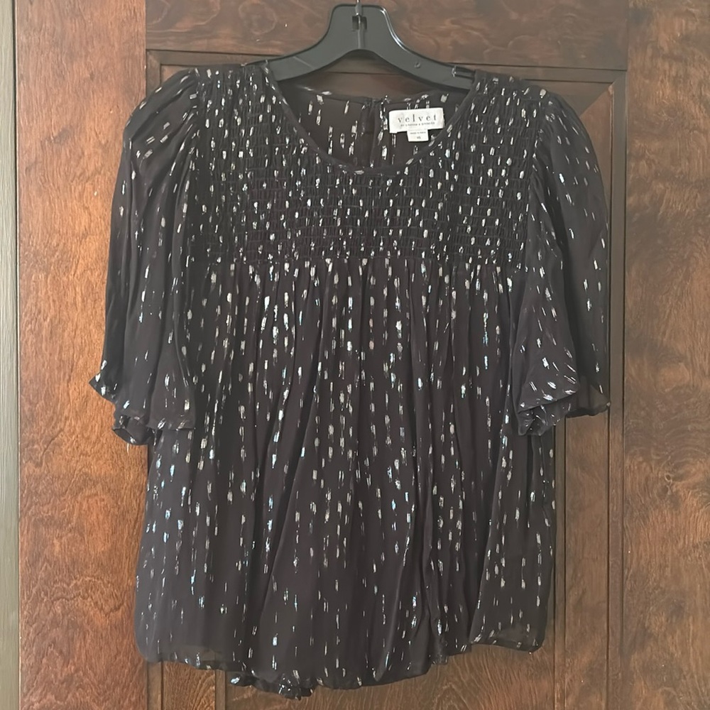 Velvet by Graham & Spencer black short sleeve metallic disco 🪩 blouse.